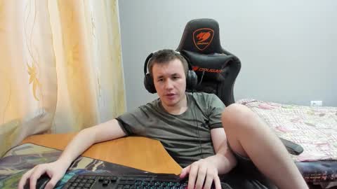 Snapshot of iliaskrislove chatting on 13, 11, 2025 iliaskris online show from 13, 11, 2025