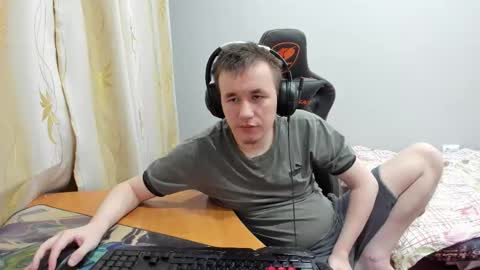 Snapshot of iliaskrislove chatting on 13, 11, 2025 iliaskris online show from 13, 11, 2025