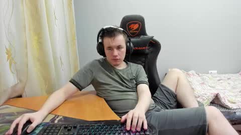 Snapshot of iliaskrislove chatting on 14, 11, 2025 iliaskris online show from 14, 11, 2025