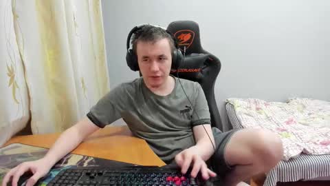 Snapshot of iliaskrislove chatting on 17, 11, 2025 iliaskris online show from 17, 11, 2025