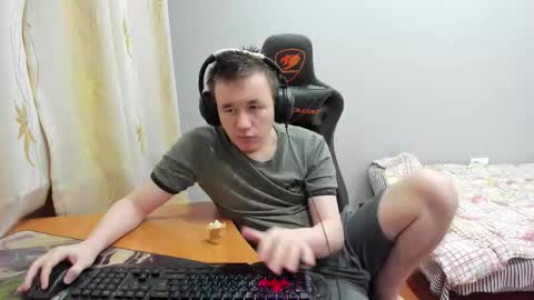 Snapshot of iliaskrislove chatting on 18, 11, 2025 iliaskris online show from 18, 11, 2025