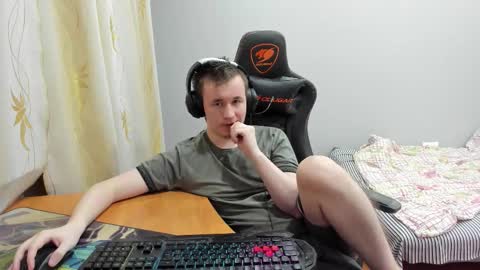 Snapshot of iliaskrislove chatting on 18, 11, 2025 iliaskris online show from 18, 11, 2025