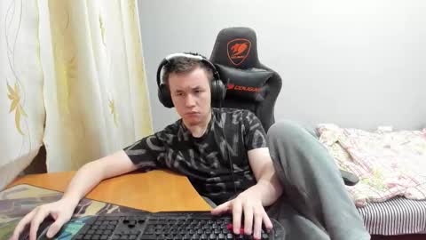 Snapshot of iliaskrislove chatting on 20, 11, 2025 iliaskris online show from 20, 11, 2025