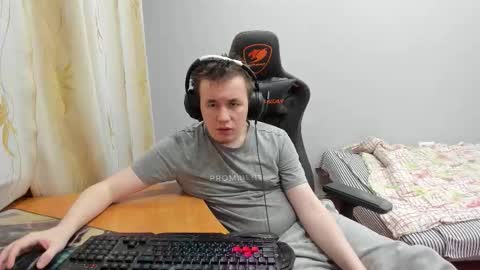 Snapshot of iliaskrislove chatting on 25, 11, 2025 iliaskris online show from 25, 11, 2025