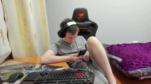 Snapshot of iliaskrislove chatting on 15, 12, 2025 iliaskris online show from 15, 12, 2025