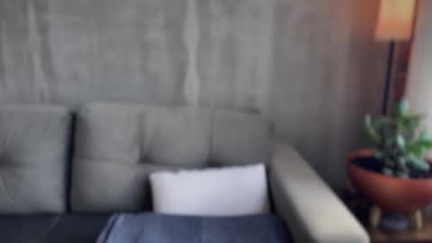 Snapshot of illaroom chatting on 6, 10, 2025 Kloe online show from 6, 10, 2025