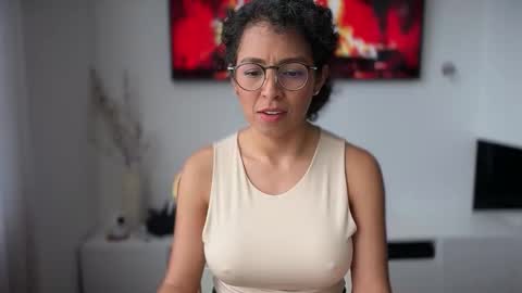 Snapshot of illaroom chatting on 7, 4, 2026 Kloe online show from 7, 4, 2026