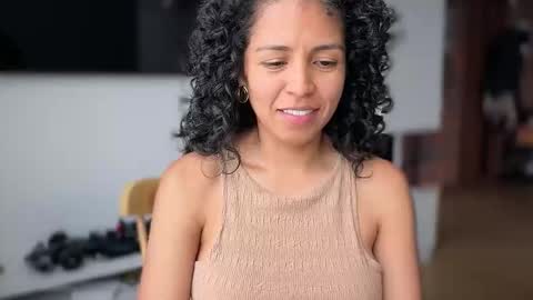 Snapshot of illaroom chatting on 17, 4, 2026 Kloe online show from 17, 4, 2026