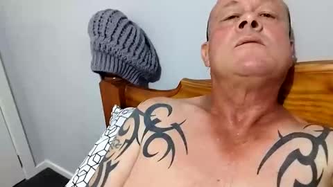 ilovewanking222 online show from 24, 1, 2025