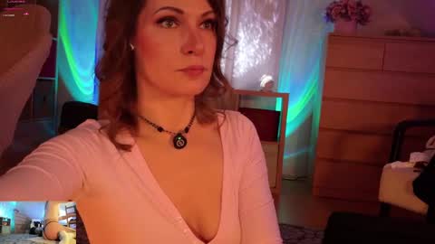 Snapshot of ilucyme chatting on 31, 1, 2025 ilucyme online show from 31, 1, 2025