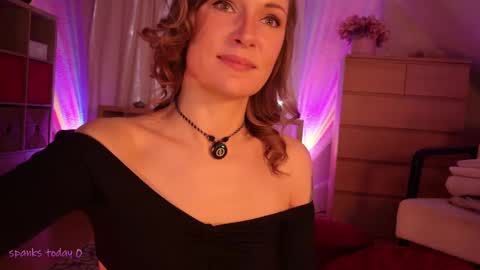 Snapshot of ilucyme chatting on 7, 2, 2025 ilucyme online show from 7, 2, 2025