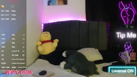 Snapshot of ily_bea chatting on 16, 4, 2026 Ily Bea online show from 16, 4, 2026