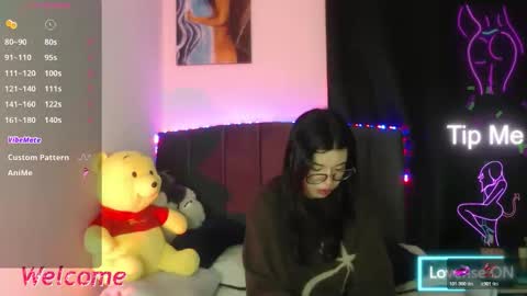 Snapshot of ily_bea chatting on 27, 4, 2026 Ily Bea online show from 27, 4, 2026