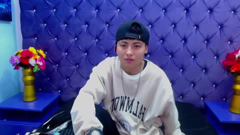 Snapshot of im_mathias chatting on 9, 1, 2025 mathias online show from 9, 1, 2025