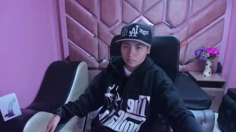 Snapshot of im_mathias chatting on 20, 1, 2025 mathias online show from 20, 1, 2025