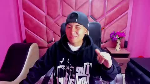 Snapshot of im_mathias chatting on 24, 1, 2025 mathias online show from 24, 1, 2025