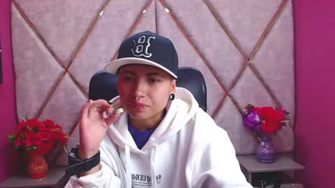 Snapshot of im_mathias chatting on 30, 1, 2025 mathias online show from 30, 1, 2025