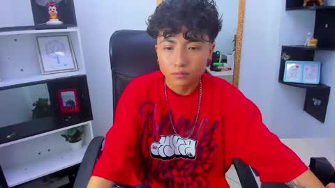 Snapshot of im_mathias chatting on 30, 10, 2025 mathias online show from 30, 10, 2025