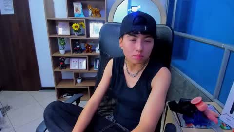 Snapshot of im_mathias chatting on 30, 11, 2025 mathias online show from 30, 11, 2025