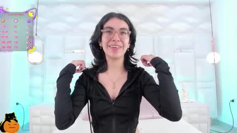 Snapshot of im_molly_angel chatting on 12, 10, 2025 Moly online show from 12, 10, 2025