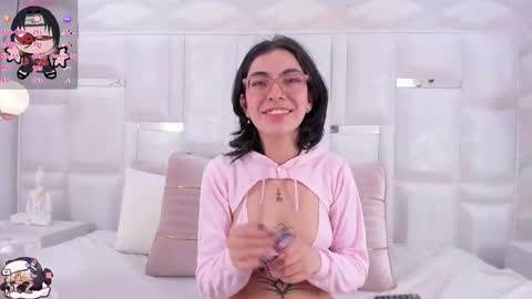 Snapshot of im_molly_angel chatting on 6, 11, 2025 Moly online show from 6, 11, 2025