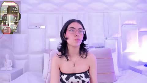 Snapshot of im_molly_angel chatting on 19, 11, 2025 Moly online show from 19, 11, 2025