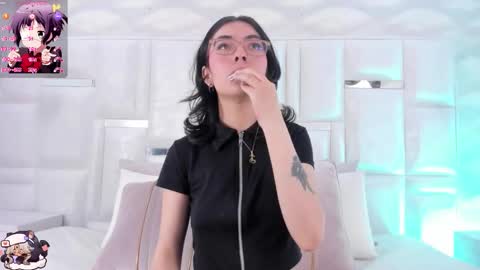 Snapshot of im_molly_angel chatting on 20, 11, 2025 Moly online show from 20, 11, 2025