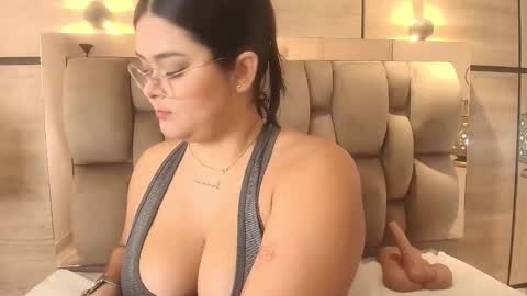 im mou  online show from 4, 12, 2025