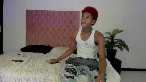 Snapshot of im_oleider chatting on 11, 4, 2026 oleider dont forget your thumbs up online show from 11, 4, 2026