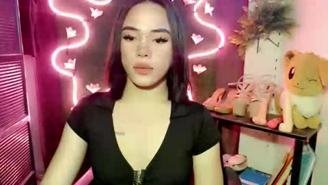 Snapshot of im_urlovergirlxxx chatting on 10, 11, 2025 Hii love online show from 10, 11, 2025