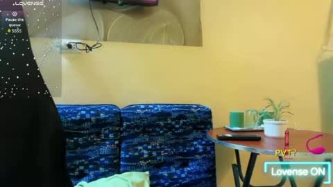 Snapshot of im_your_sexy_wifexxx chatting on 29, 6, 2026 Ms. M online show from 29, 6, 2026