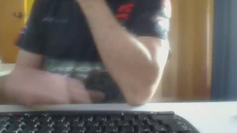 Snapshot of imaussiechris chatting on 5, 1, 2026 Aussie Guy online show from 5, 1, 2026