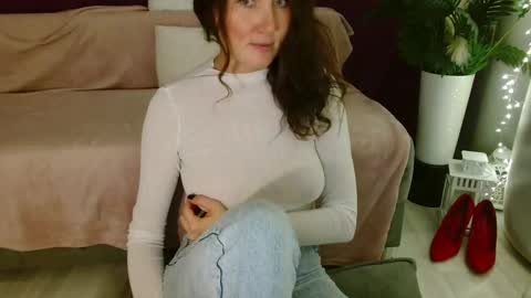 Carrie online show from 9, 10, 2025