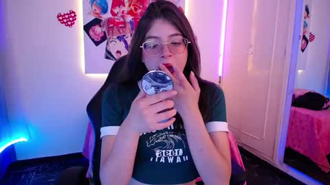 Snapshot of imchloe_ chatting on 18, 9, 2025 Chloe online show from 18, 9, 2025