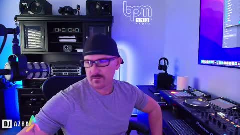 Snapshot of imdjazra chatting on 10, 10, 2025 DJ Azra online show from 10, 10, 2025