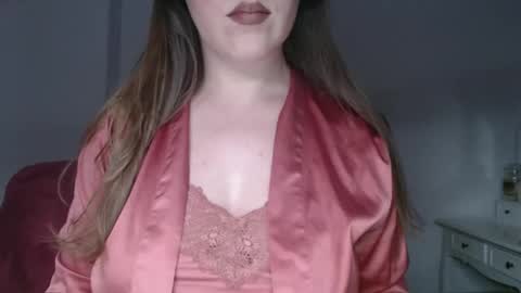 Snapshot of immouss chatting on 16, 11, 2025 Pola online show from 16, 11, 2025