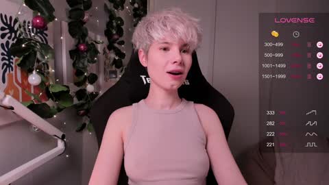 Snapshot of imnotmia chatting on 6, 12, 2024 Mia online show from 6, 12, 2024