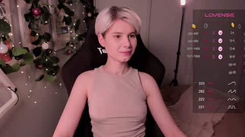 Snapshot of imnotmia chatting on 19, 12, 2024 Mia online show from 19, 12, 2024