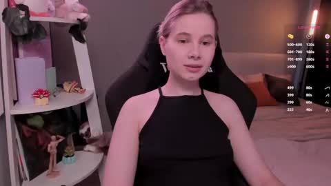 Mia online show from 6, 7, 2026