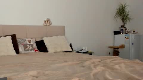 Snapshot of imogensy chatting on 17, 1, 2026 my name Imo Fansly online show from 17, 1, 2026