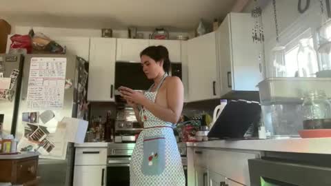 InBedWithLexi online show from 27, 11, 2025