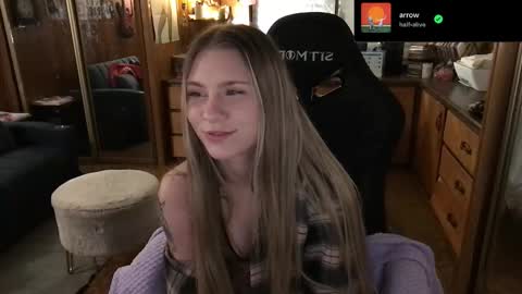 Snapshot of incognitoqueen chatting on 18, 2, 2025 Carter online show from 18, 2, 2025