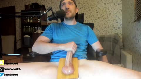 Snapshot of incredibleballbusting chatting on 9, 5, 2026 Beau Beckett online show from 9, 5, 2026