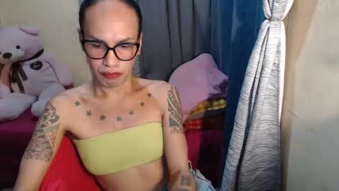 Snapshot of indaypakay_ts chatting on 1, 3, 2026 Pakay online show from 1, 3, 2026