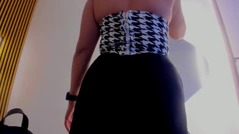 Indi Catalina online show from 3, 2, 2026