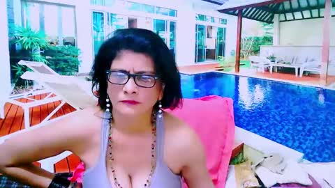 Femiez online show from 30, 12, 2024