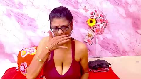 Snapshot of indianallure chatting on 18, 2, 2026 Femiez online show from 18, 2, 2026