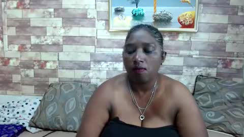 Snapshot of indianblue3 chatting on 10, 12, 2024 tracy online show from 10, 12, 2024