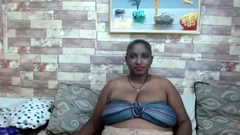 Snapshot of indianblue3 chatting on 13, 12, 2024 tracy online show from 13, 12, 2024