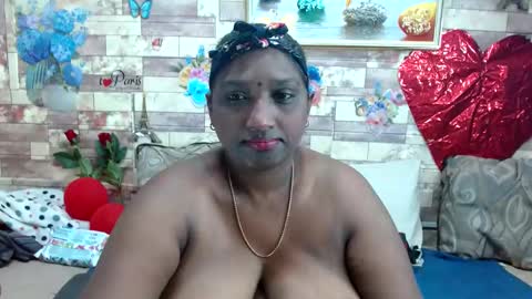 Snapshot of indianblue3 chatting on 25, 2, 2025 tracy online show from 25, 2, 2025